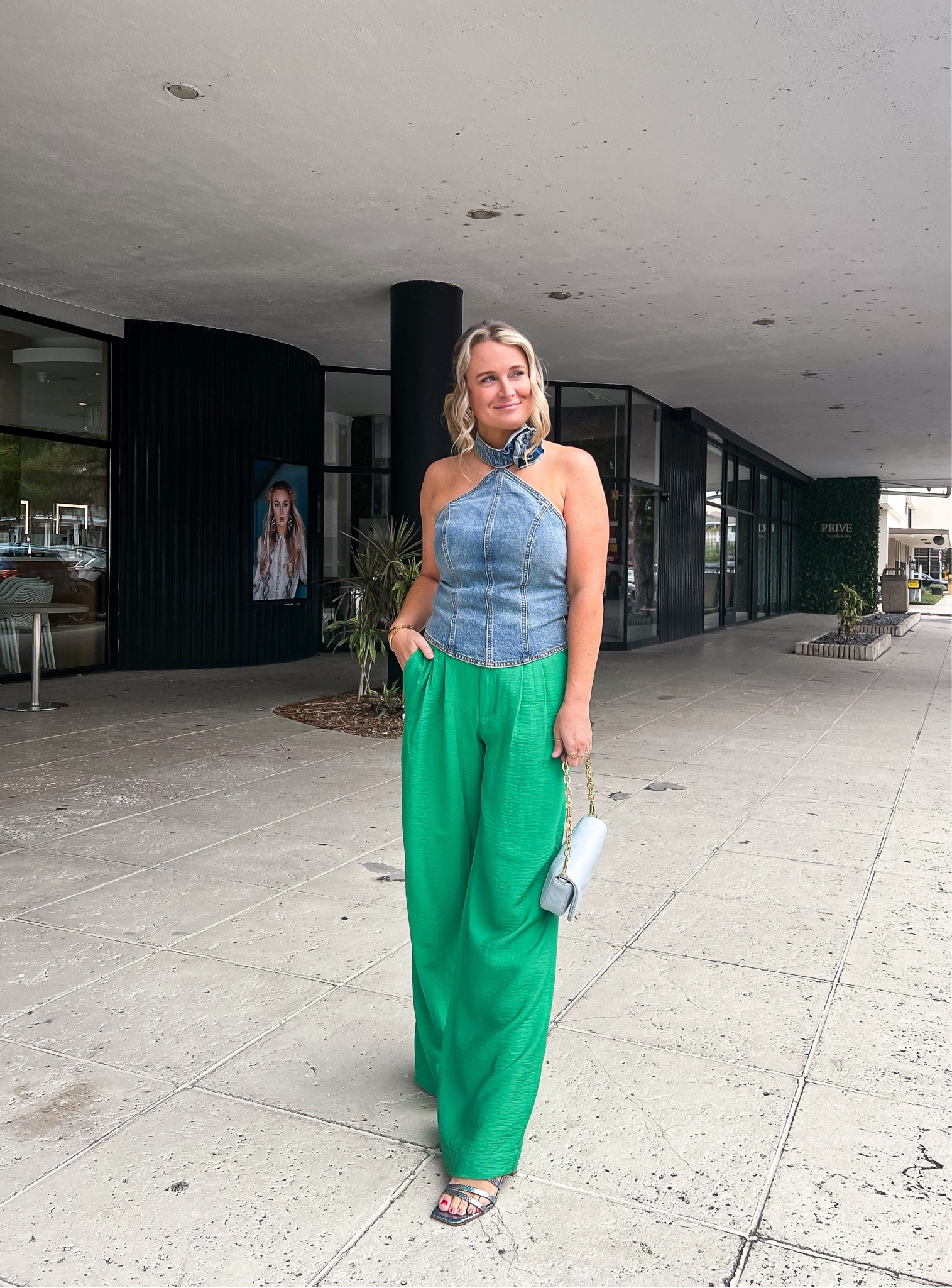 The cutest denim halter 

#LTKSeasonal #LTKStyleTip #LTKFindsUnder50