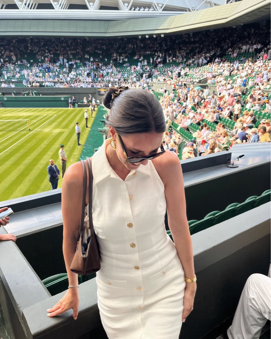Wimbledon
Veronica beard sleeveless white shirt dress
Celine Triomphe tortoiseshell sunglasses 
Demellier New York shoulder bag


#LTKSeasonal #LTKstyletip #LTKeurope