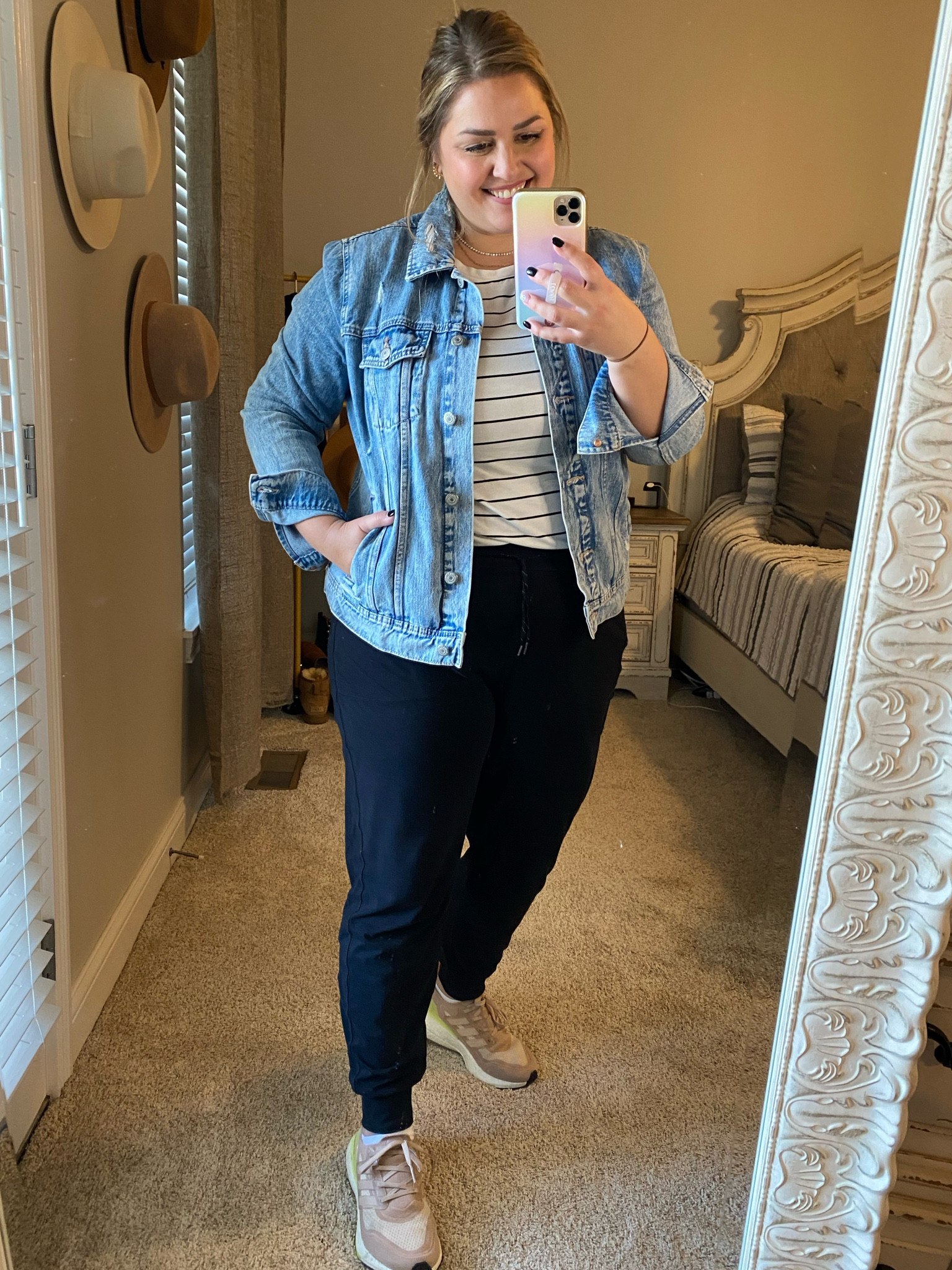 I’ve had this denim jacket for years now and wear it weekly! 

#LTKunder50 #LTKcurves #LTKSeasonal
