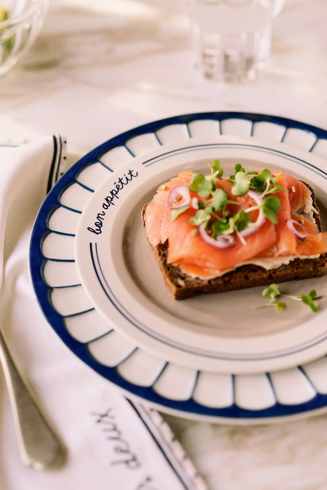 Café Violette Handpainted Stoneware Dessert Plate | Anthropologie (US)