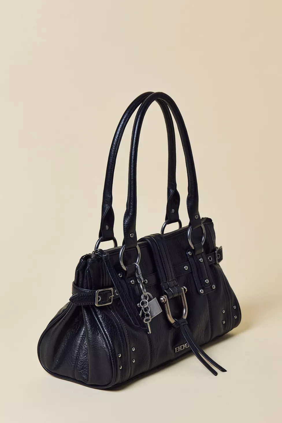 BDG Karlie Lock Shoulder Bag | Urban Outfitters (US and RoW)