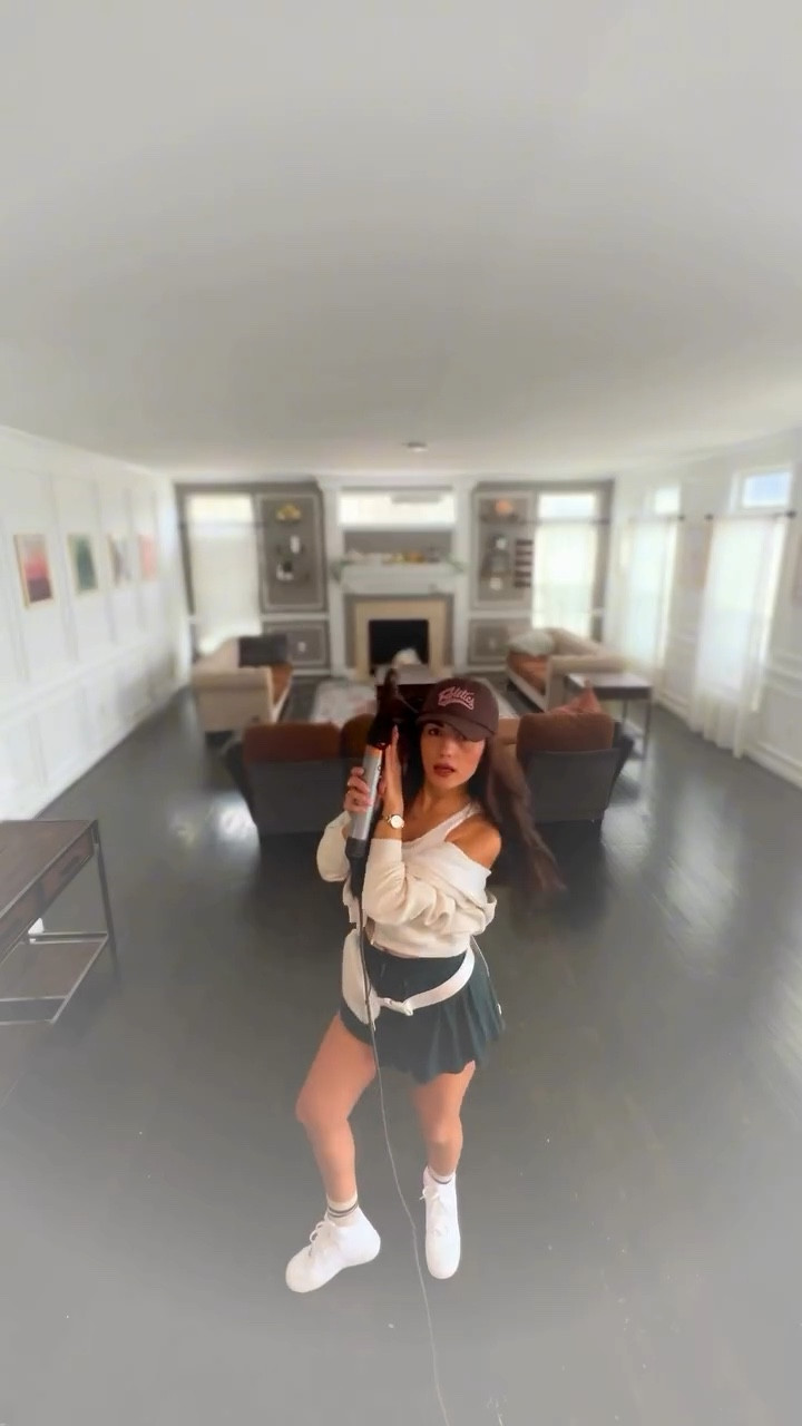 Starting my day with errands and feeling unstoppable in my Fabletics outfit! From getting ready at home to tackling the grocery store, this fit is perfect for keeping me stylish and comfy. And you know I’m always ready for my workout later! 💪✨ #FableticsPartner @fabletics 

Get your VIP >> Fabletics.com/MoveInFabletics
Submitted bio, highligt 😘

#ErrandRun #FableticsFit #AthleisureVibes #EverydayStyle #GroceryRunFashion #ComfortAndStyle #FitFashion #StayActive #ChicAndComfy #OnTheGoLooks 🩷🍒💋

#LTKMostLoved #LTKShoeCrush #LTKFitness