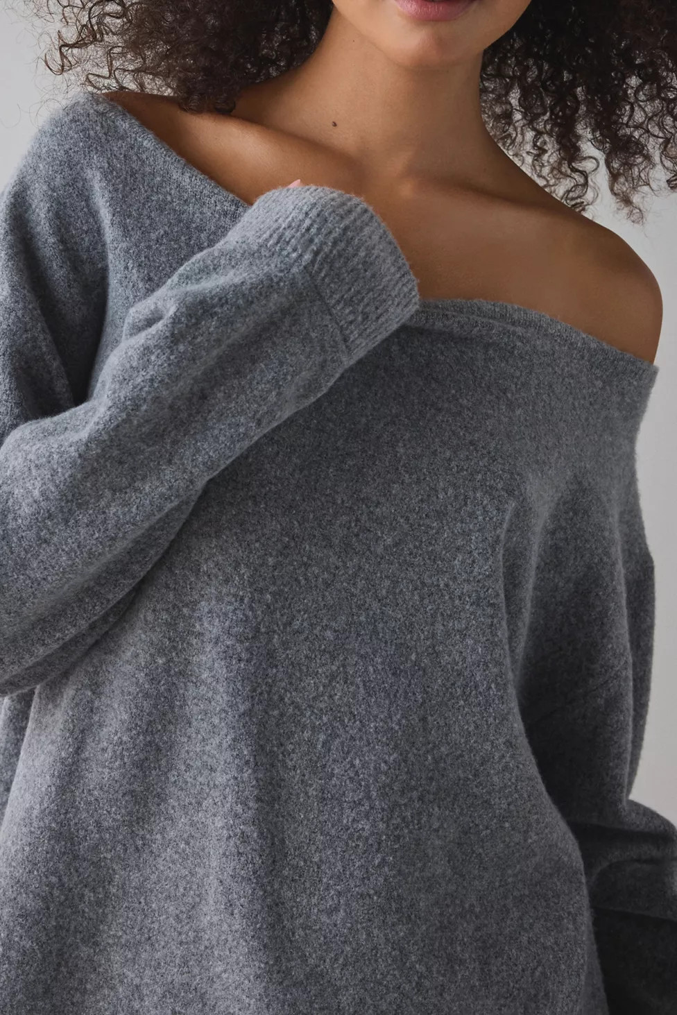 UO Nola Oversized Off-The-Shoulder Sweater | Urban Outfitters (US and RoW)
