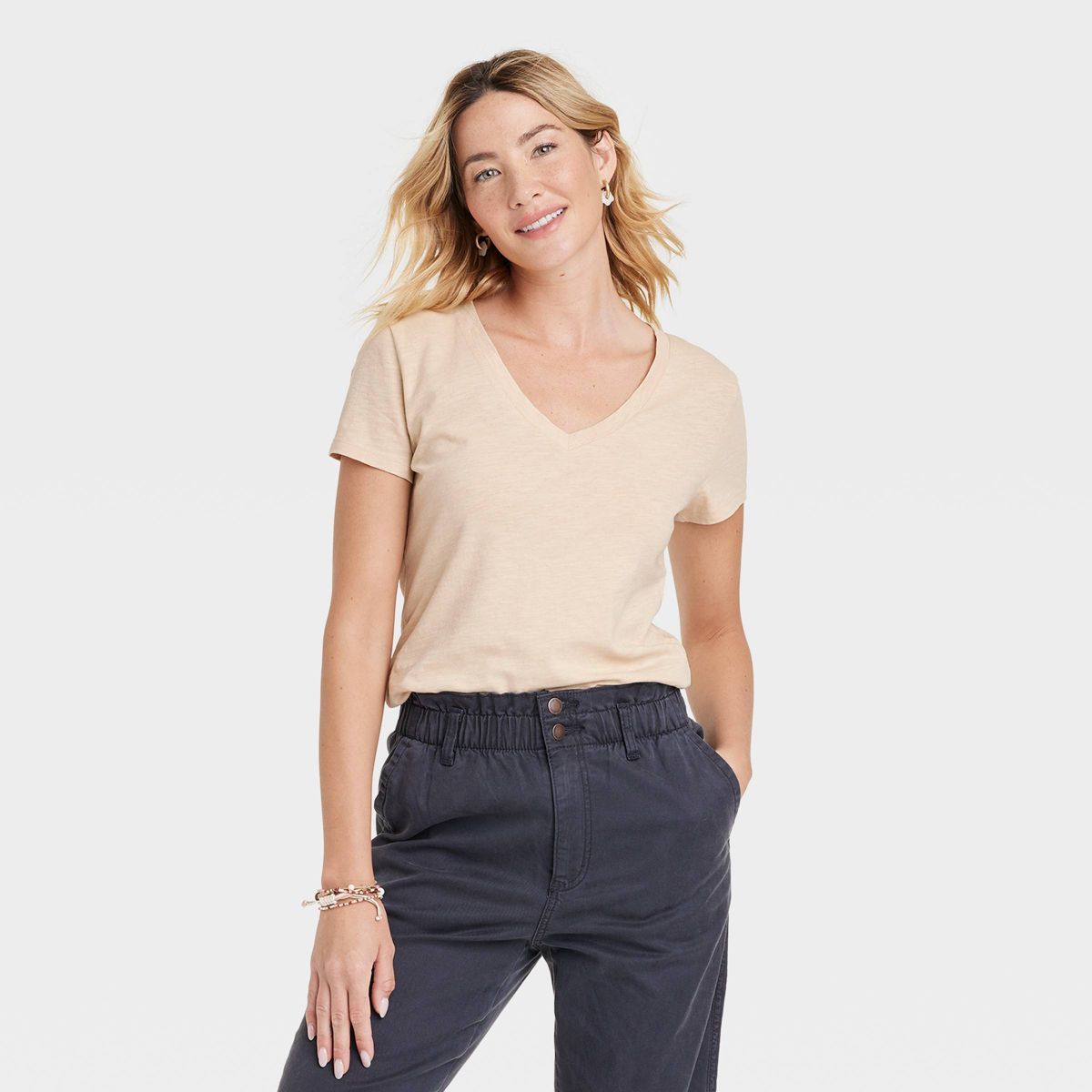Women's Fitted V-Neck Short Sleeve T-Shirt - Universal Thread™ Tan L | Target