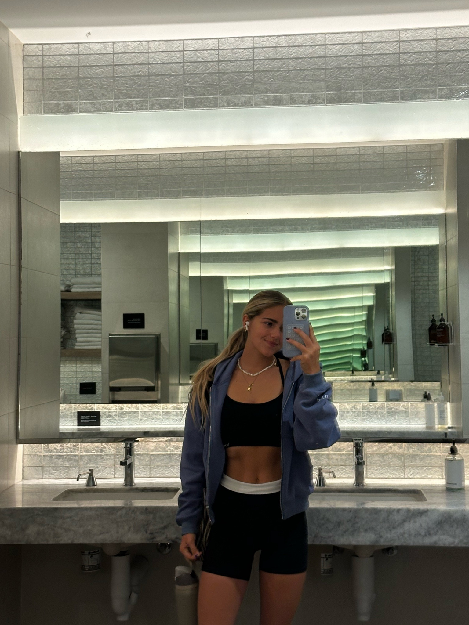 comfy gym fit!

#LTKFindsUnder100 #LTKFitness #LTKStyleTip