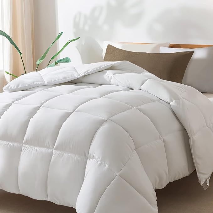 DOWNCOOL Comforters, Duvet Insert,White All Season, Lightweight Quilt, Down Alternative Hotel Com... | Amazon (US)