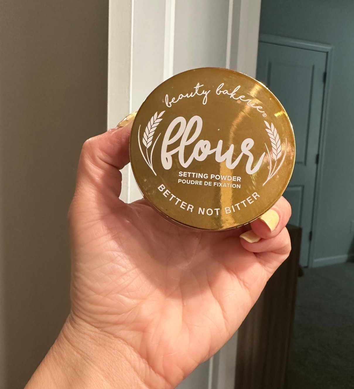 This setting powder literally keeps your make up perfect for 24 hours 👀

#LTKBeauty #LTKgrwm #LTKmomlife