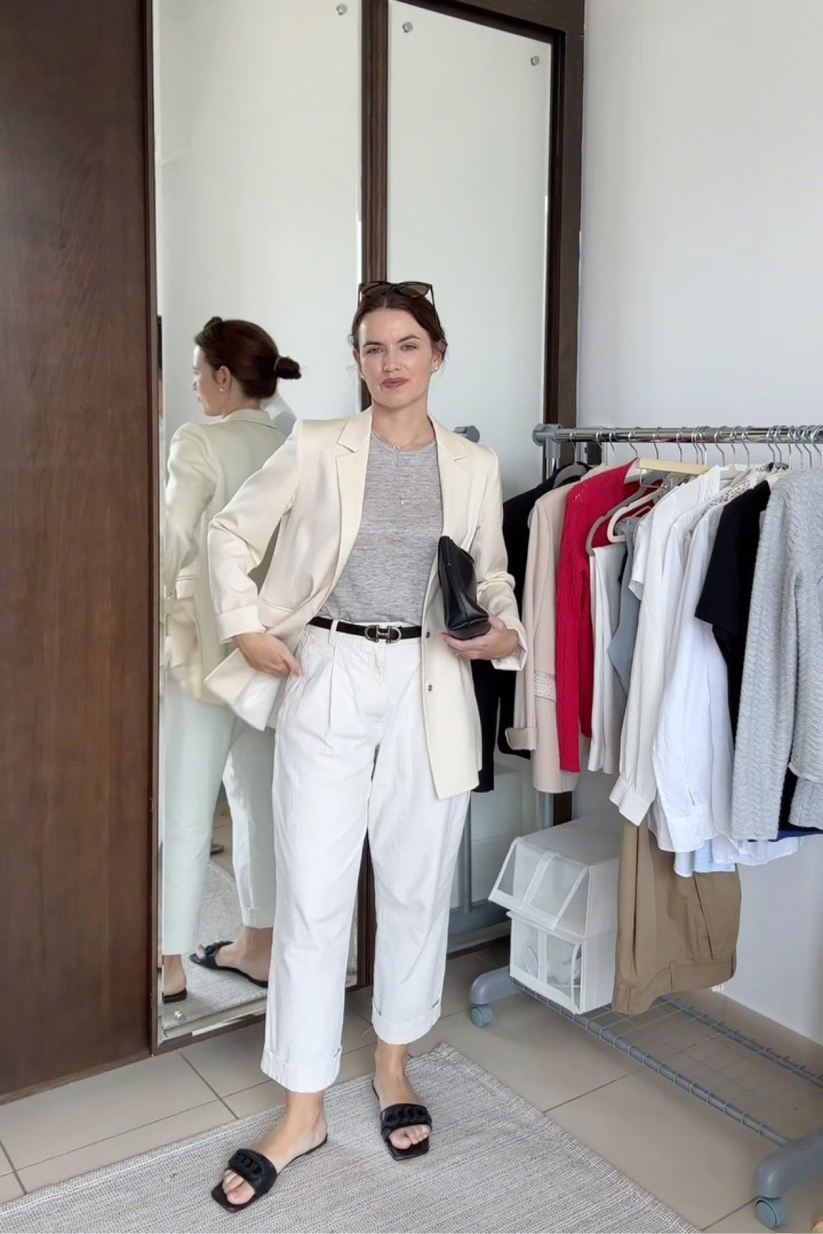 A few tips on how to make the outfits more interesting 🫶 What’s your favorite!?
✨More ideas are on my channel ✨

#styleblogger #outfitideas #fyp #casualoutfits #elegantstyle #personalstyle #personalstyleblogger #summeroutfits #officewear #officeoutfit