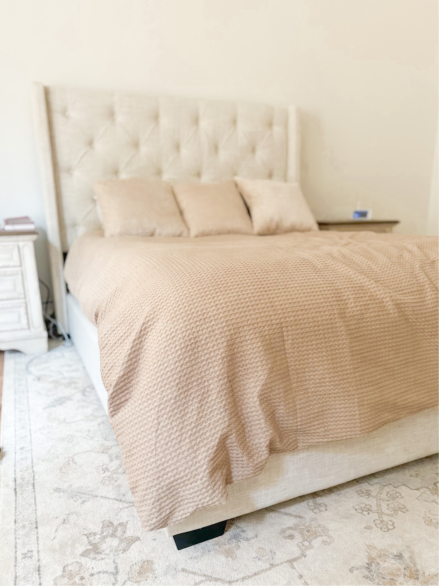The perfect neutral bedding! Can’t wait to keep decorating the bedroom 

Amazon bedding, duvet cover 

#LTKhome