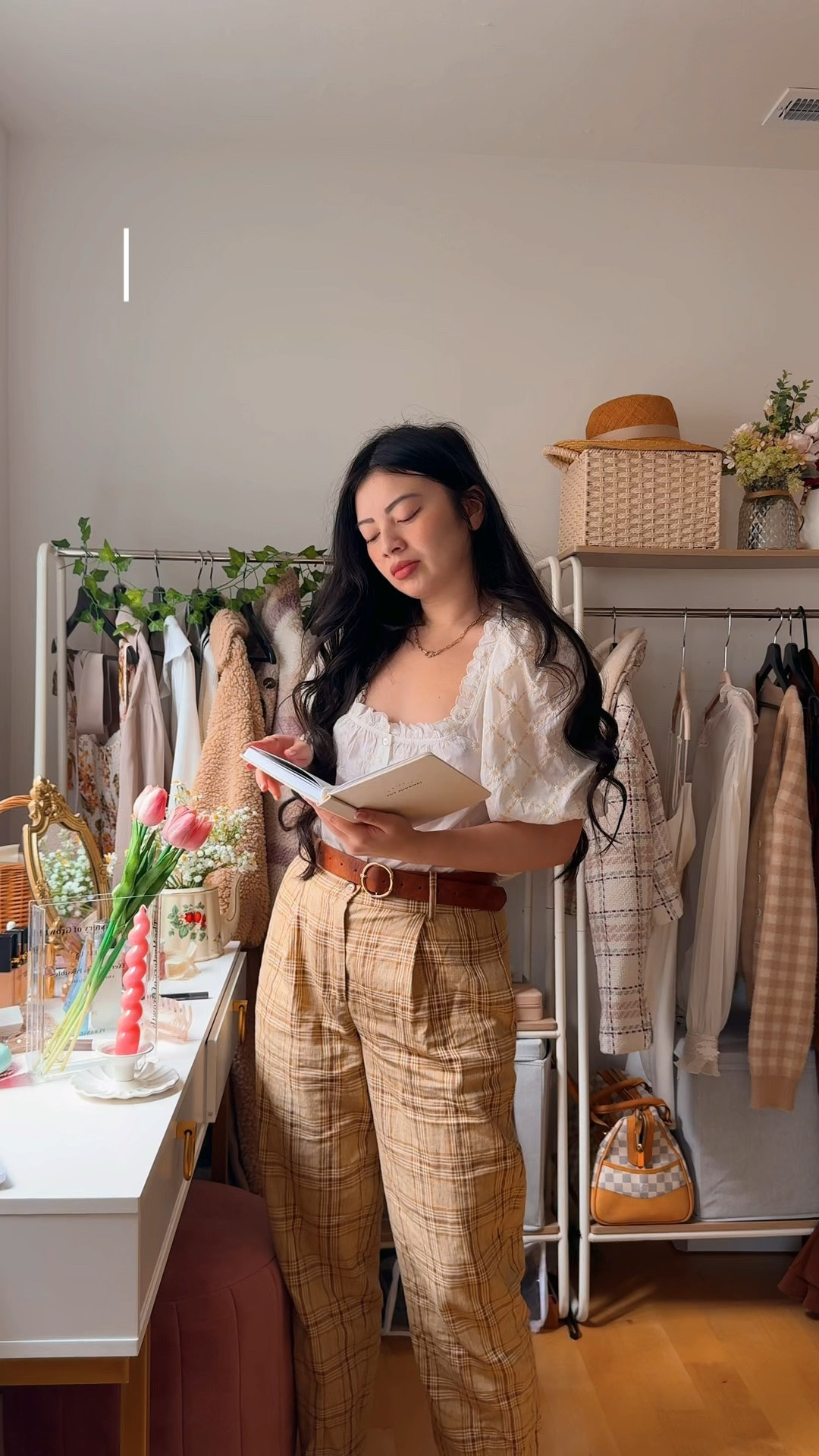 Sezane cozy outfits! I’m 5-3 for reference 🥰💕

#LTKVideo