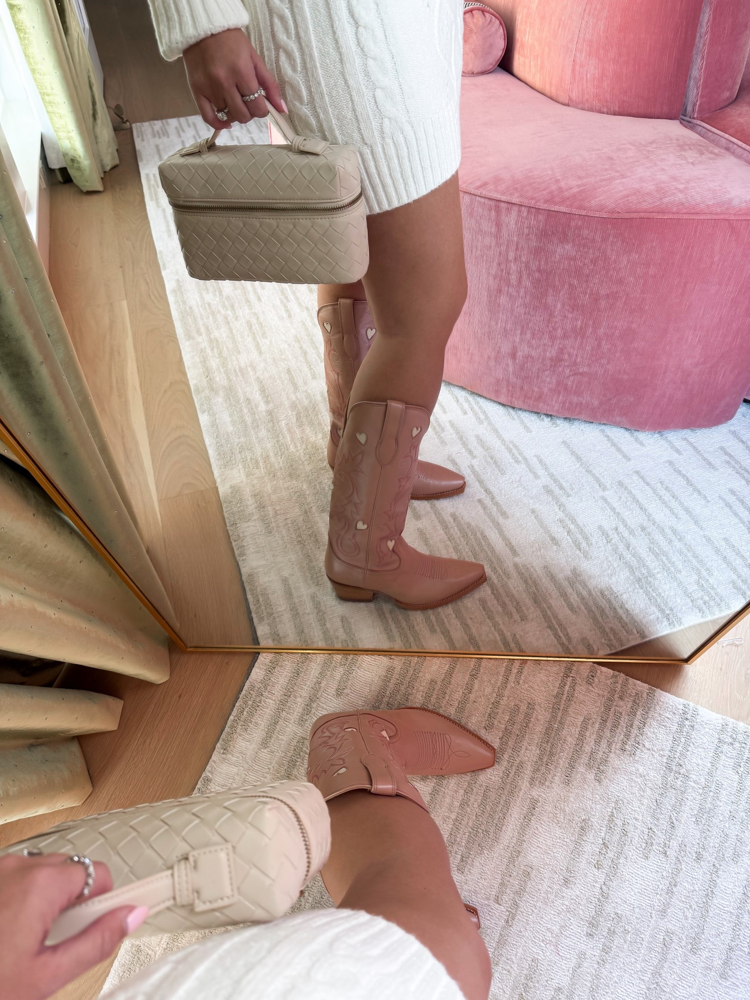 These boots fit TTS! 
Love these heart cowgirl boots! 

#LTKootd #LTKPetite #LTKValentine