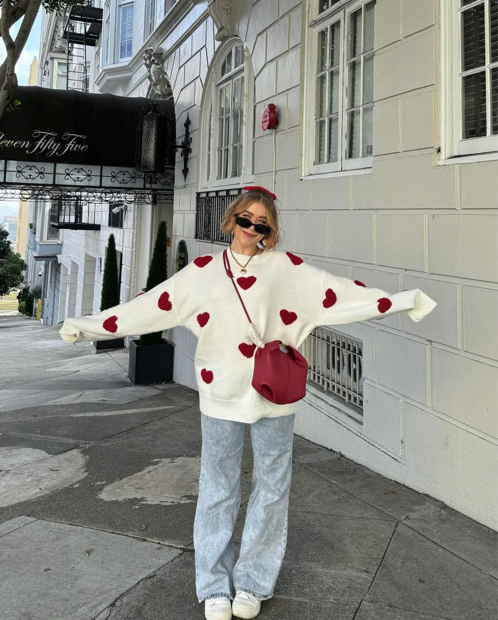 Always living life through ❤️ glasses ✨🥰

#sweateroutfit #sweaterstyle #oversizedsweater #drschollsshoes #casualoutfit 

#LTKshoecrush #LTKitbag #LTKstyletip
