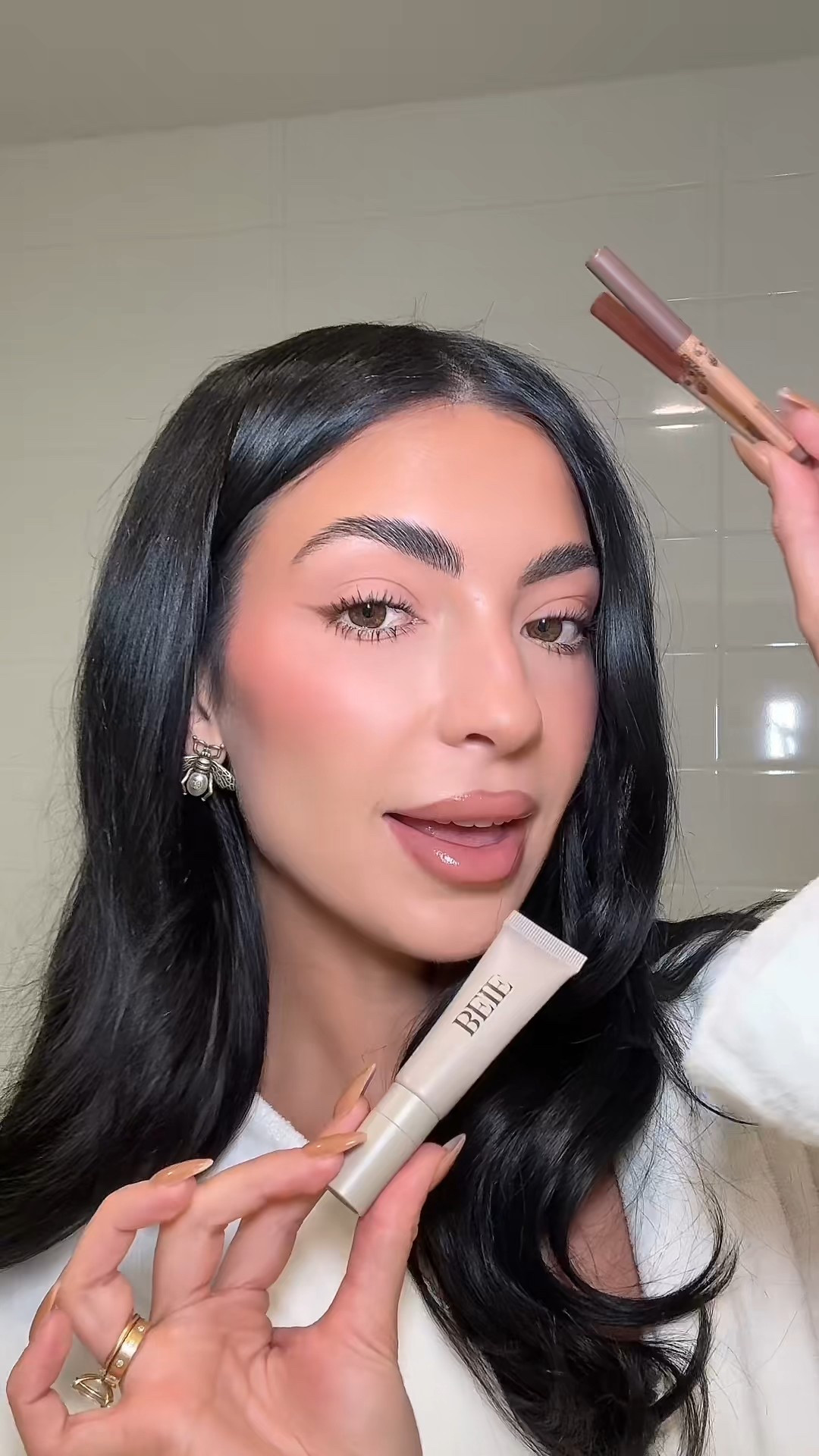 Everyday contoured lip combo 

#LTKcanada #LTKwinter