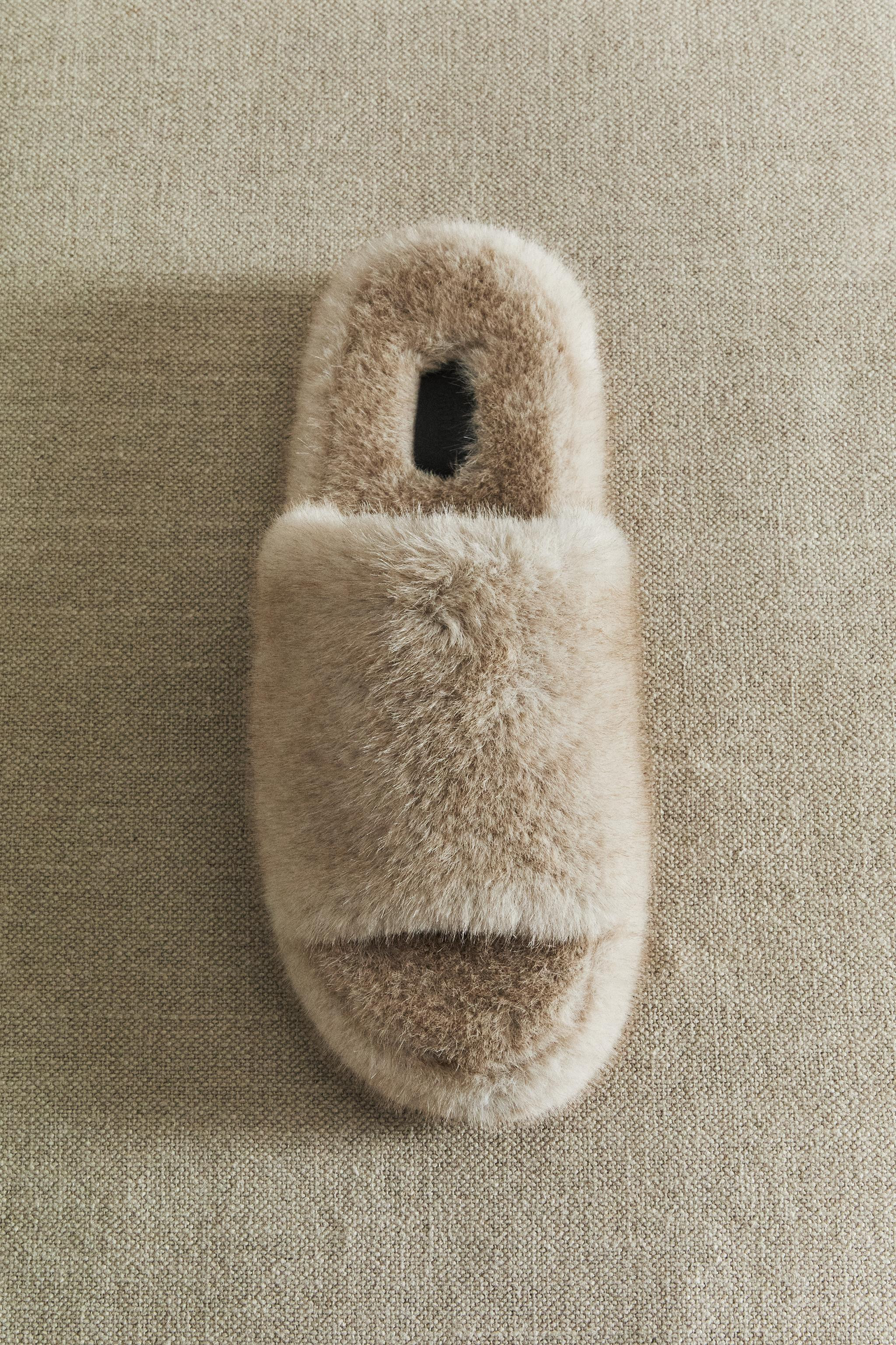 FAUX FUR FLATFORM SLIPPERS | Zara UK