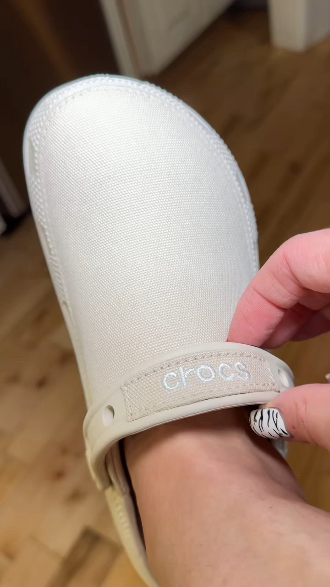 Crocs Adult Classic Crafted Clogs = comfort meets elevated style 👟 Cozy, cushy, and totally on-trend! #CrocsStyle #ComfortCoreTrend

#LTKOver40