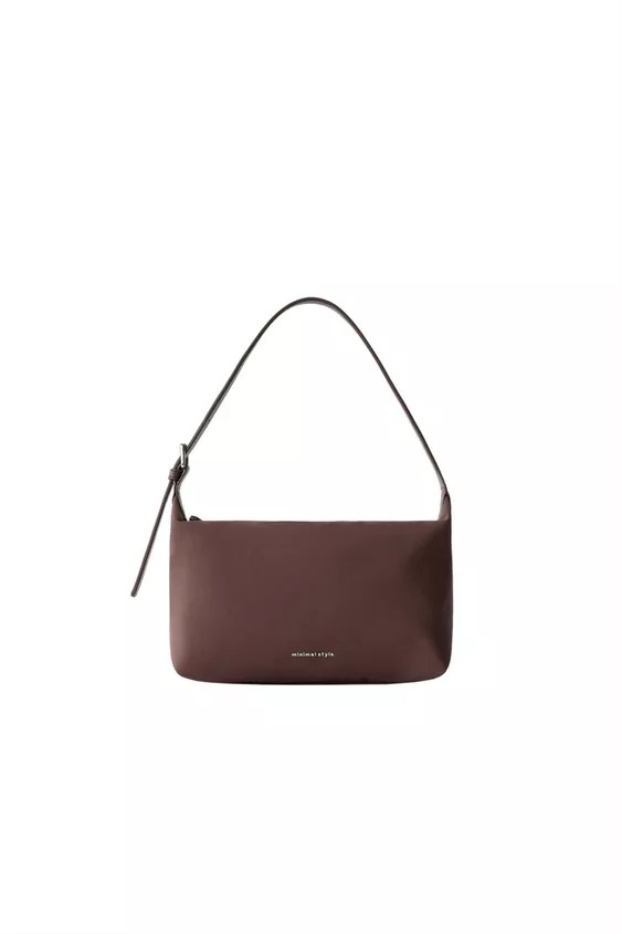 Nylon shoulder bag. Zip closure. Adjustable shoulder strap. Height x Length x Width: 10 x 20 x 8 ... | Zara UK