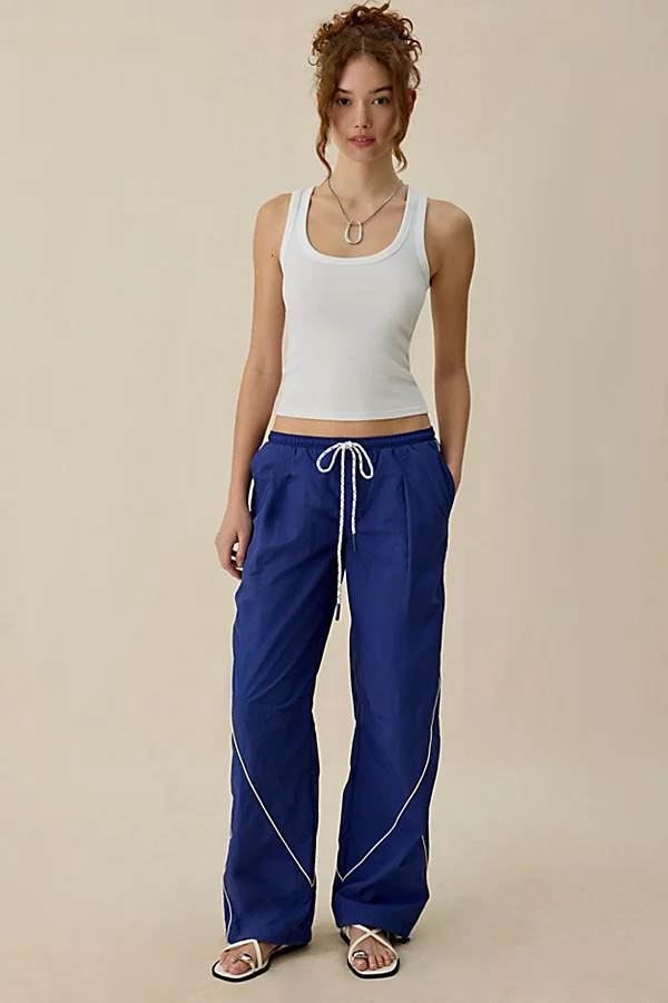 BDG Finish Line Low-Rise Baggy Track Pants in Blue, Women's at Urban Outfitters | Urban Outfitters (US and RoW)