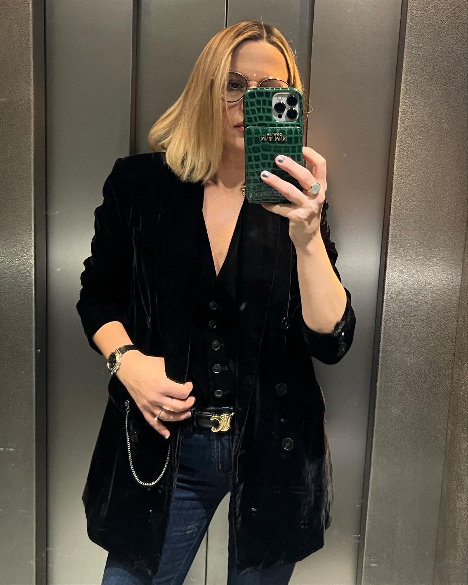 Velvet Blazer with vest and Jean

#LTKsalealert #LTKover40 #LTKfindsunder100