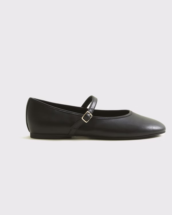 Women'sShoesSandals & Flats | Abercrombie & Fitch (US)