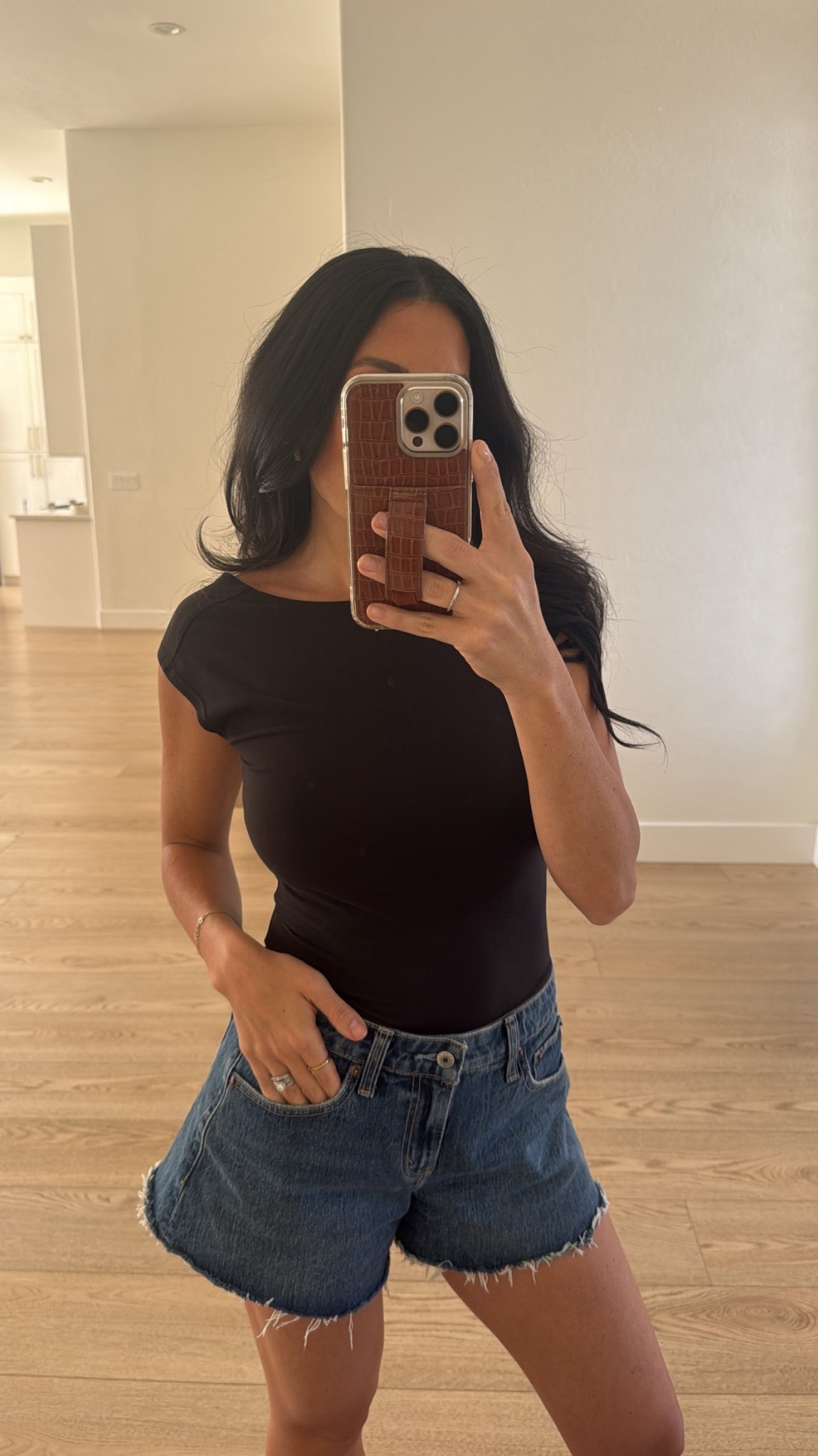 Casual Saturday outfit! 
Amazon top size small 
Abercrombie jean shorts size 25 

WOMENS denim shorts
Sale alert 
Mom shorts 


#LTKSeasonal #LTKootd #LTKSpringSale