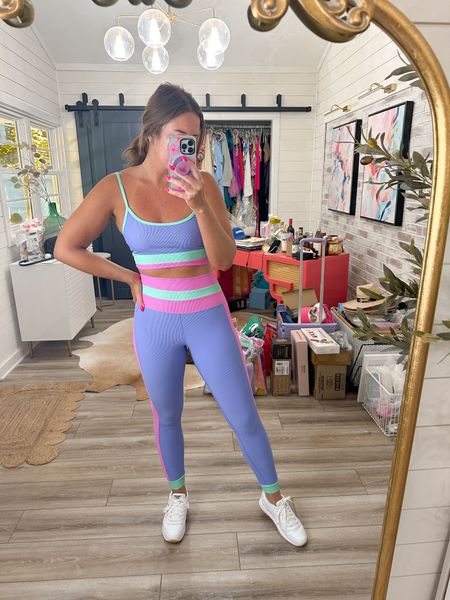 Matching workout sets are my favorite! A bonus if they’re colorful! 

Workout set, workout outfit, two piece set, white sneakers 

#LTKFitness #LTKShoeCrush #LTKStyleTip