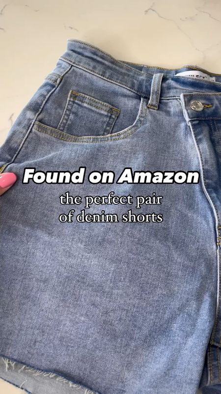 Found on Amazon: the perfect pair of denim shorts 💙🙌🏻👏🏻🫶🏻

I’m in a medium & they run true to size for me 

I’m 5’5” 130 lbs and a size 6

#LTKstyletip #LTKsalealert #LTKVideo