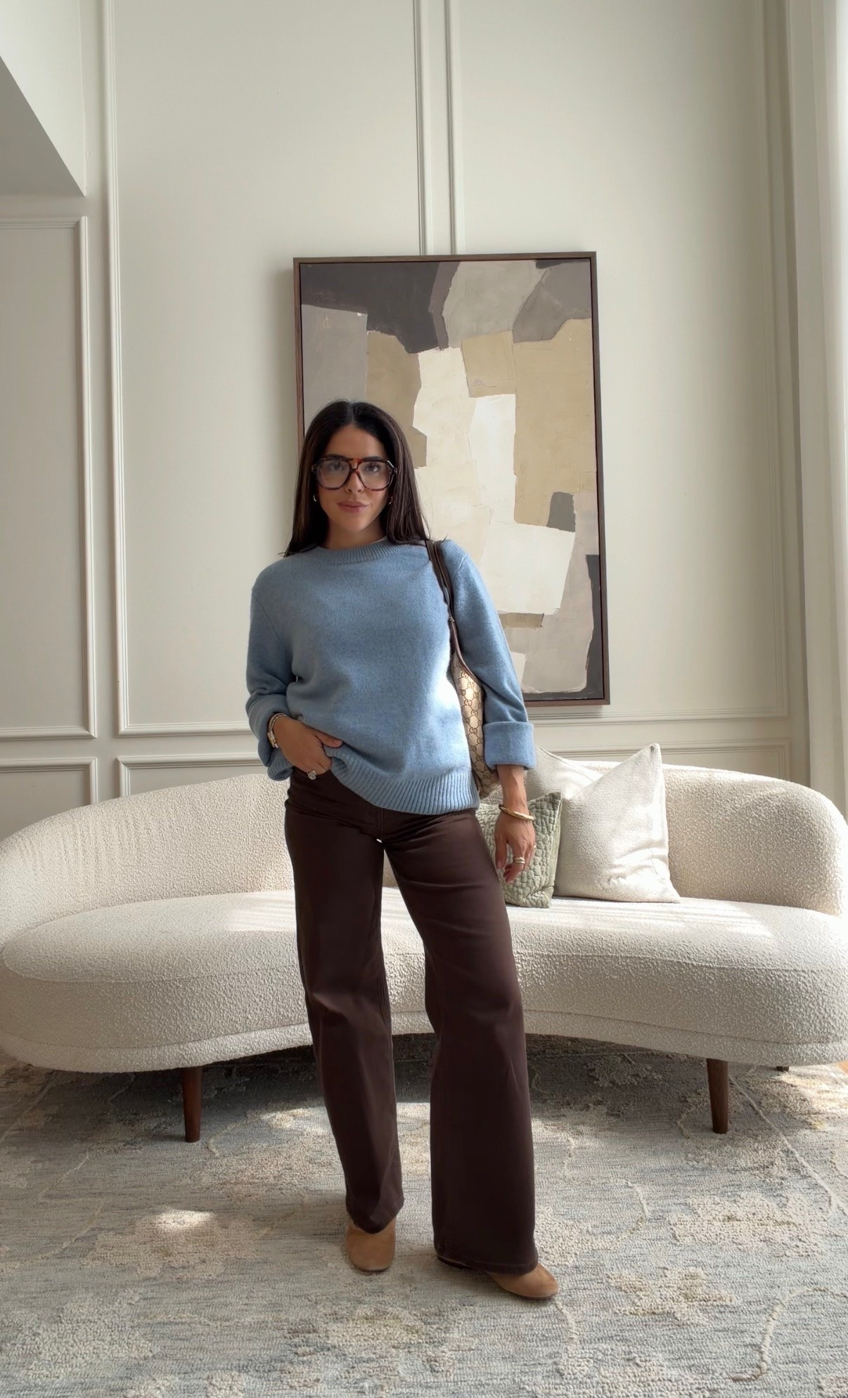 Picked up some new @quince pieces for fall- this brown and blue colour combo has such a chokehold on me- I just find it so delicious! 
Denim: size 25 regular 
#quincepartner 
Sweater - size small

#LTKfall #LTKworkwear #LTKtravel