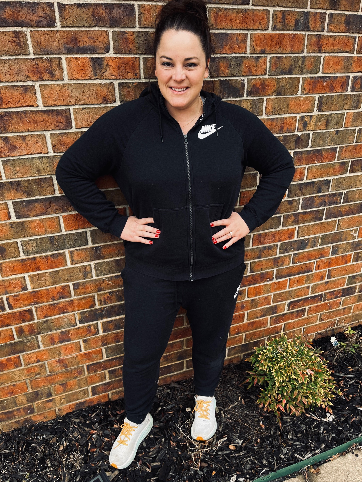 Nike Sweatsuit!!🖤

#LTKtravel #LTKSeasonal #LTKHoliday