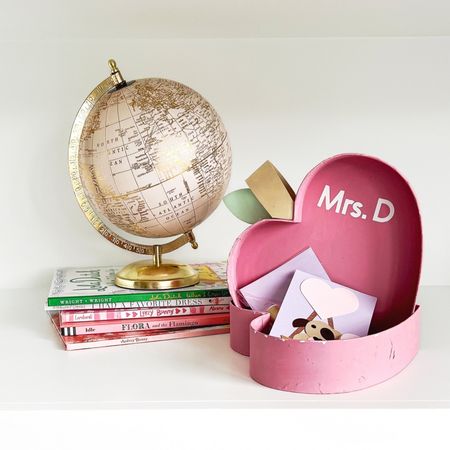 Doubles as a Teacher handmade gift (Valentine mail box) while also holding your littles class Valentines as they head into school 

#LTKkids #LTKSeasonal #LTKGiftGuide