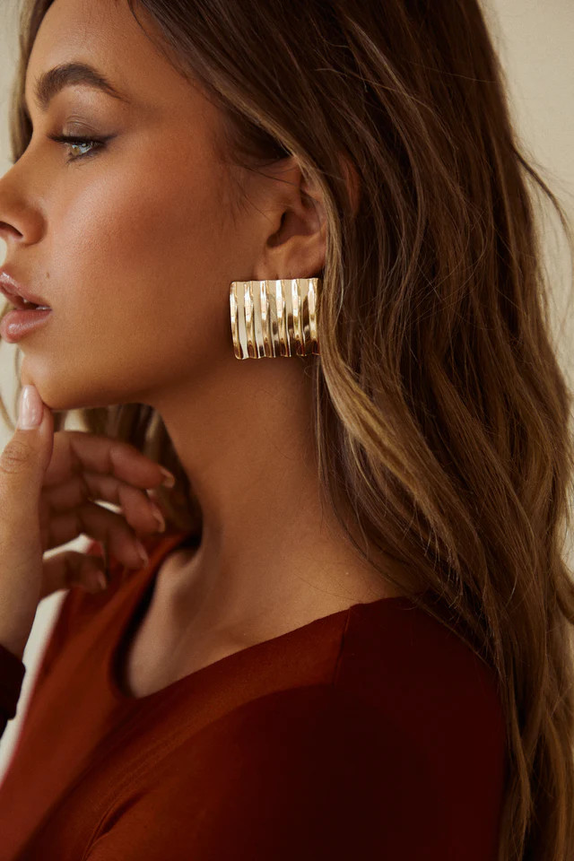 Miss Lola | Sabina Gold Statement Earring | MISS LOLA