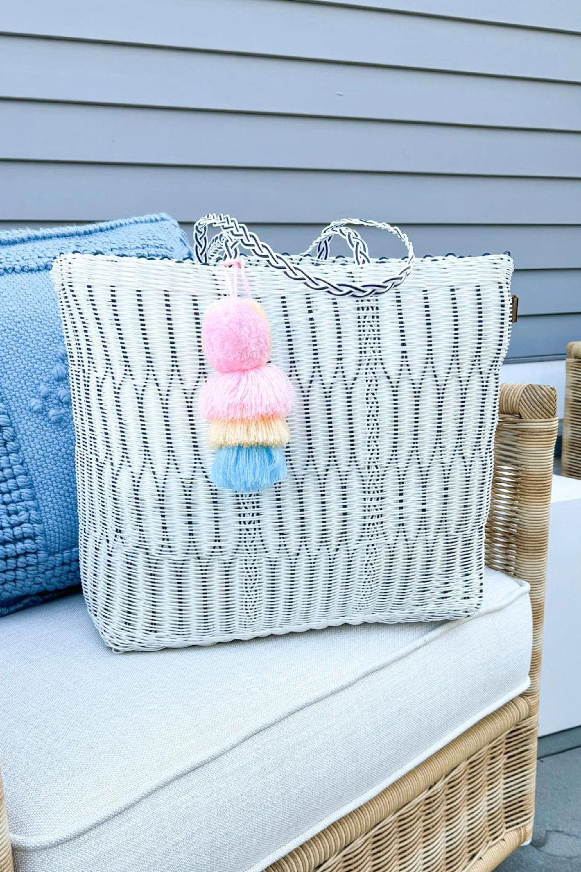 White / Navy Mesh Citron Tote | Squeeze De Citron