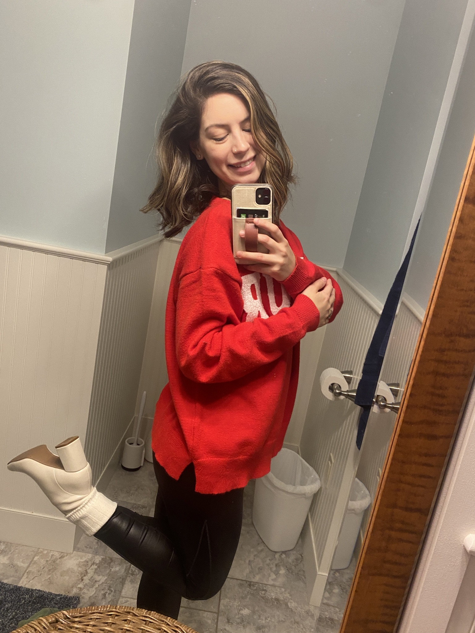 The comfiest outfit! I’m obsessed with the socks folded over the top of my boots 😍



#LTKStyleTip