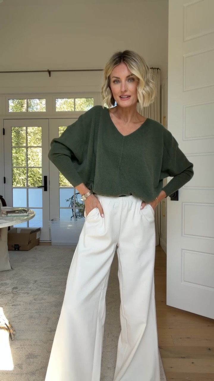 Really love buying cashmere pieces at Anthropologie! Not only is the fabric great, but the cuts and silhouettes are so well done! Wearing small

#LTKSeasonal #LTKootd