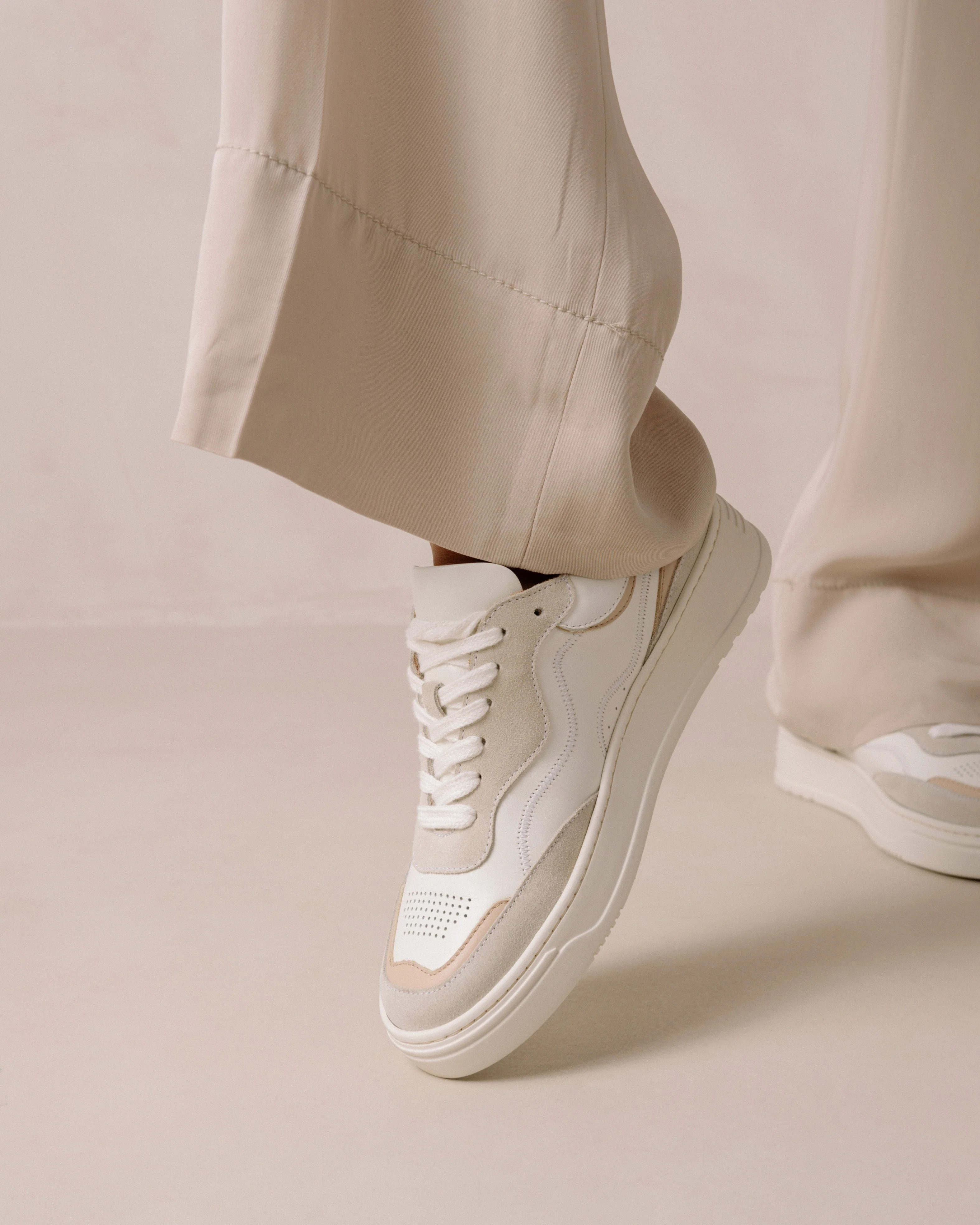 TB.87 - White and Beige Leather Sneakers | ALOHAS | Alohas FR