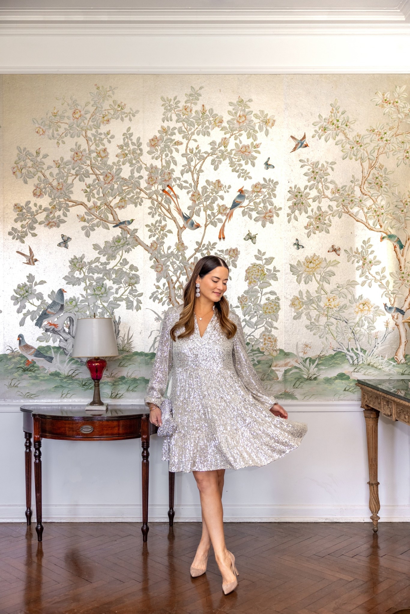 Our Charlotte Sequin Dress is on sale for $138 this weekend only. The perfect holiday dress and New Year’s Eve outfit! 

#LTKSaleAlert #LTKHoliday #LTKootd