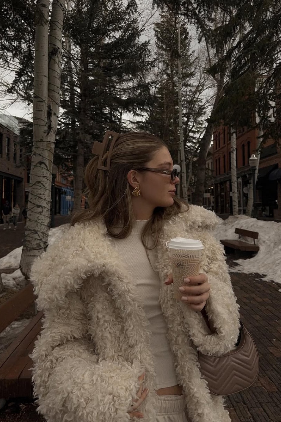 Real coat from Kylie Jenner brand: Khy, the shaggy faux fur oversized coat. 

#LTKStyleTip #LTKFindsUnder100 #LTKSeasonal