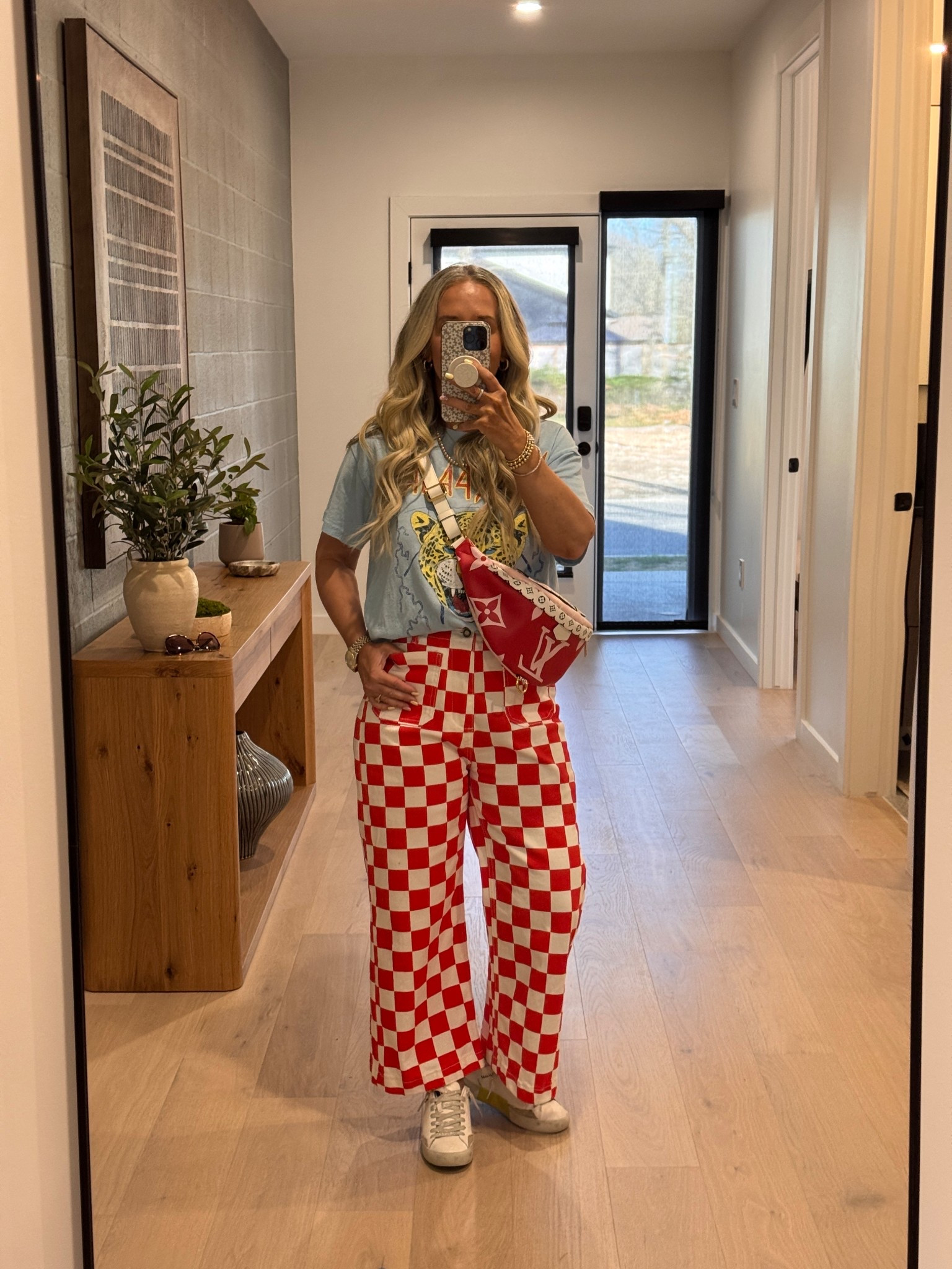 Loving my fun pants for the day!!!


#LTKootd #LTKOver40 #LTKgrwm