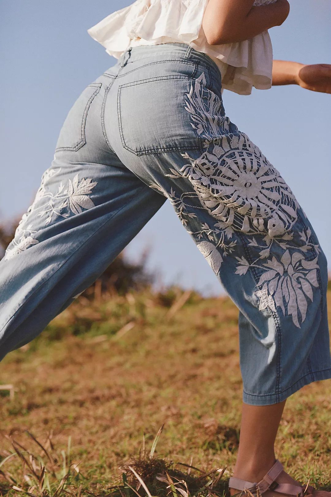 Pilcro Embroidered Heritage Curve Mid-Rise Barrel Jeans | Anthropologie (US)