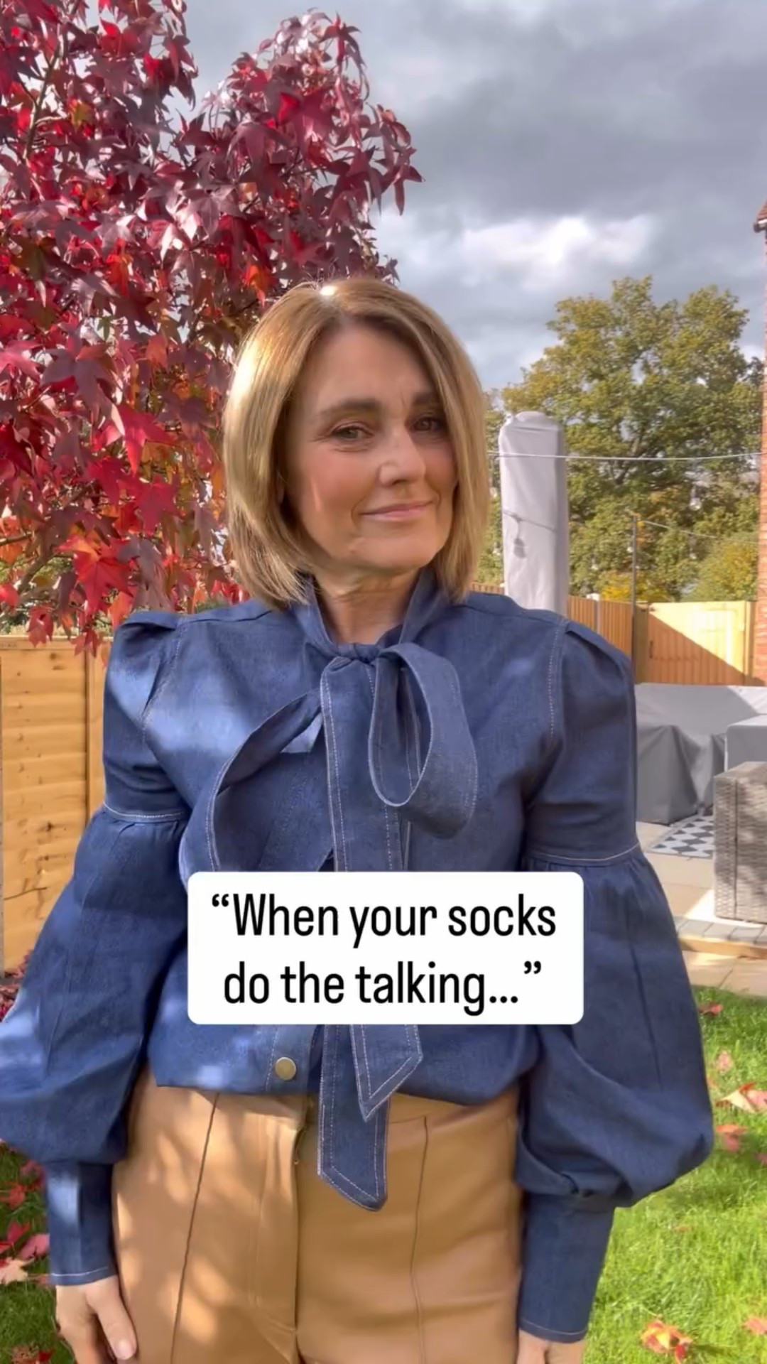 Networking style with a twist.

The key to a great networking outfit? Balance.

✨ Denim = approachable
✨ Leather = confident
✨ Glitter socks = memorable

It’s all about showing up as you, with polish and personality.

#thepocketstylist #networkingstyle #smartcasual