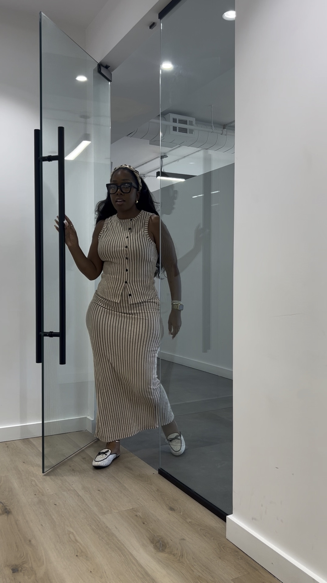 Yes! This set is to diiiiie for!

#LTKWorkwear #LTKFindsUnder50 #LTKStyleTip