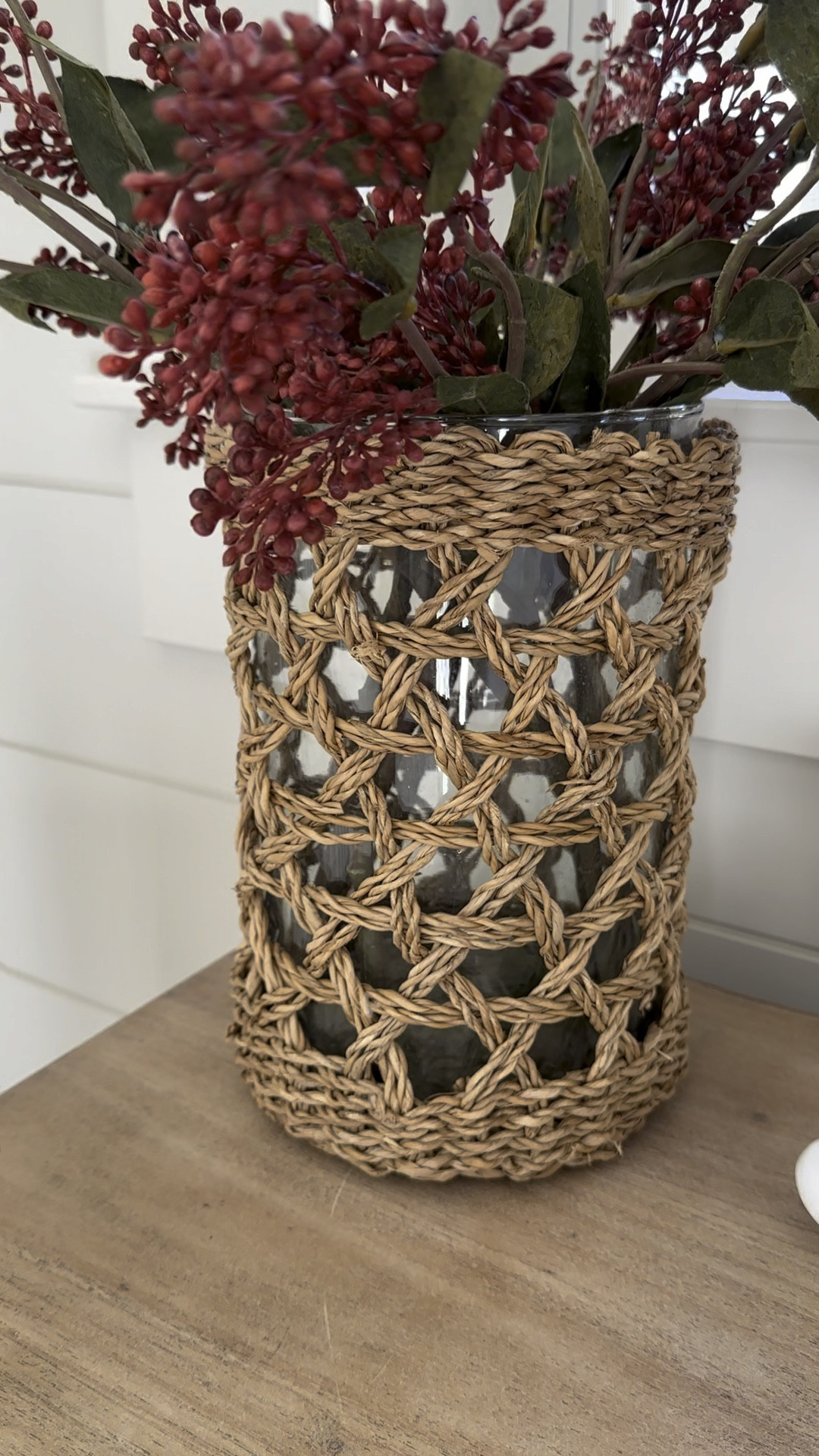 Save 40% off this seagrass wrapped vase!

#LTKVideo #LTKsalealert #LTKfindsunder50
