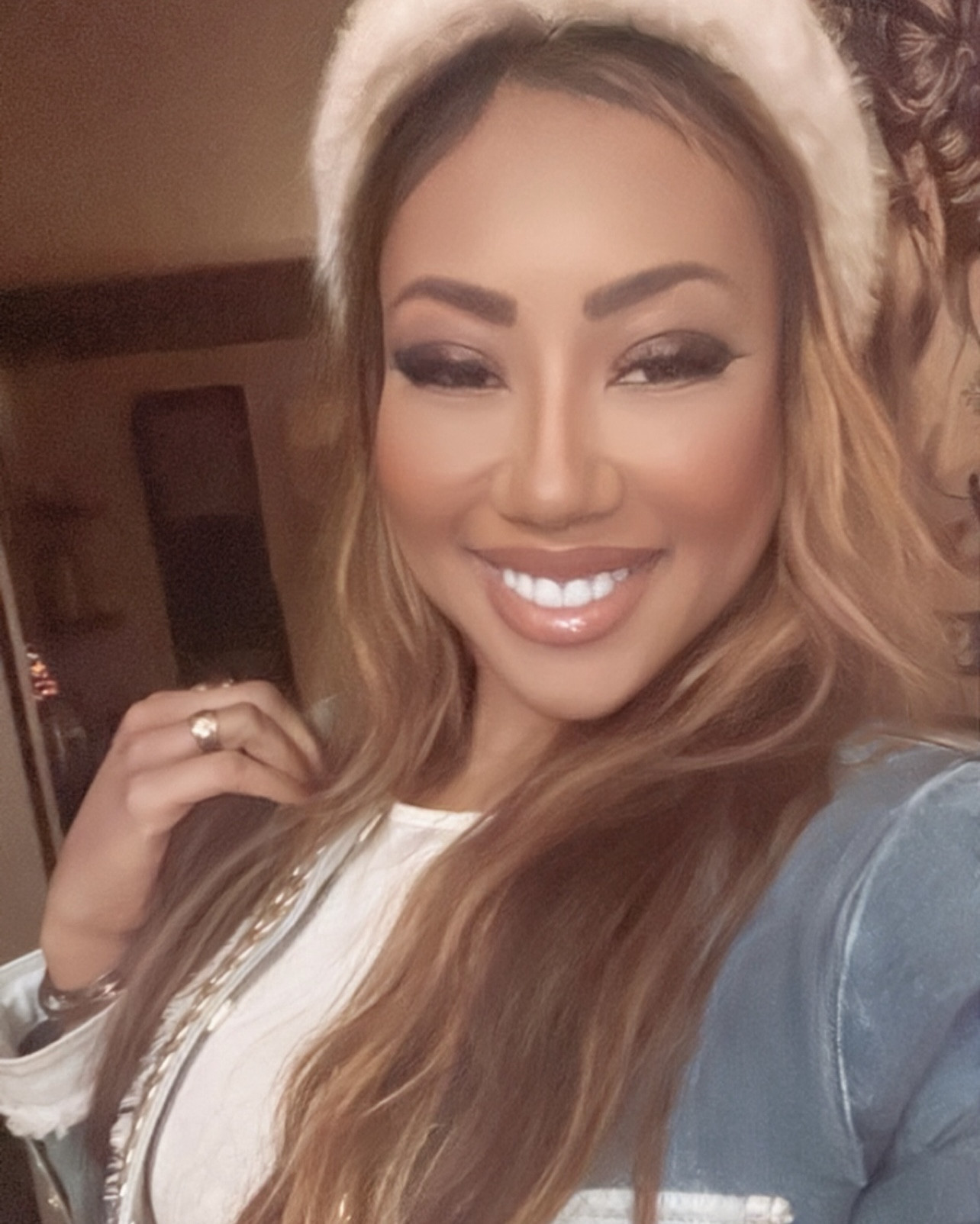 Faux for headband look!

#LTKBeauty #LTKSeasonal #LTKGiftGuide