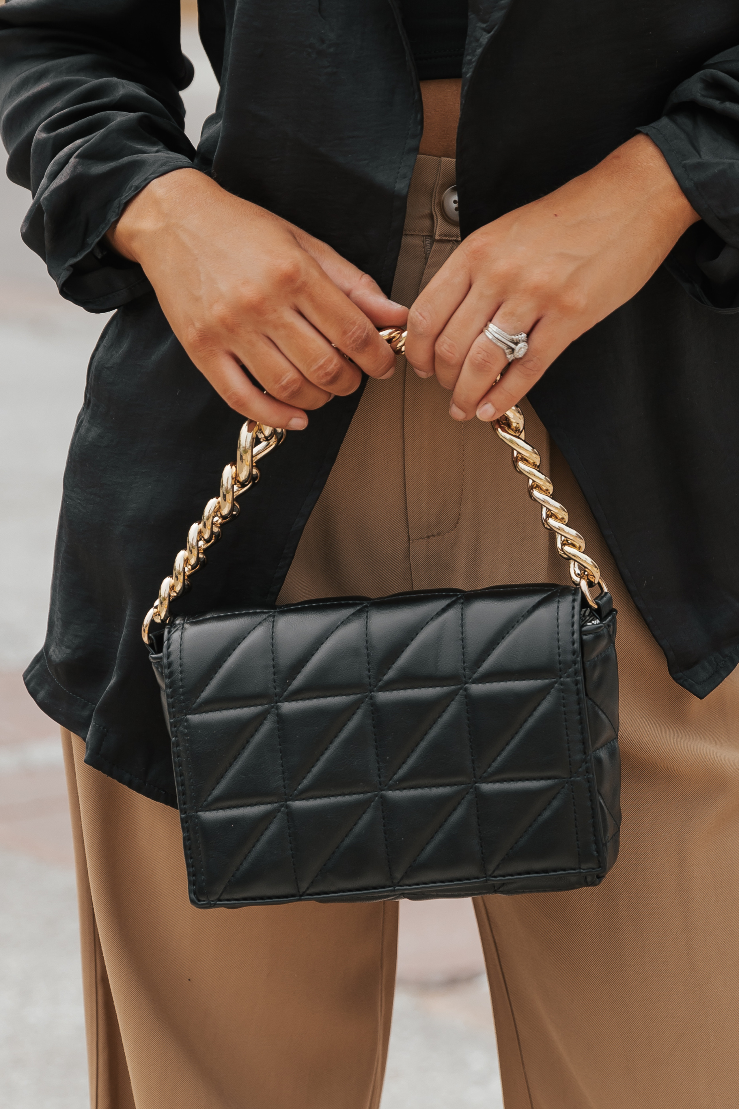 Black Alani Vegan Leather Crossbody Bag | Magnolia Boutique