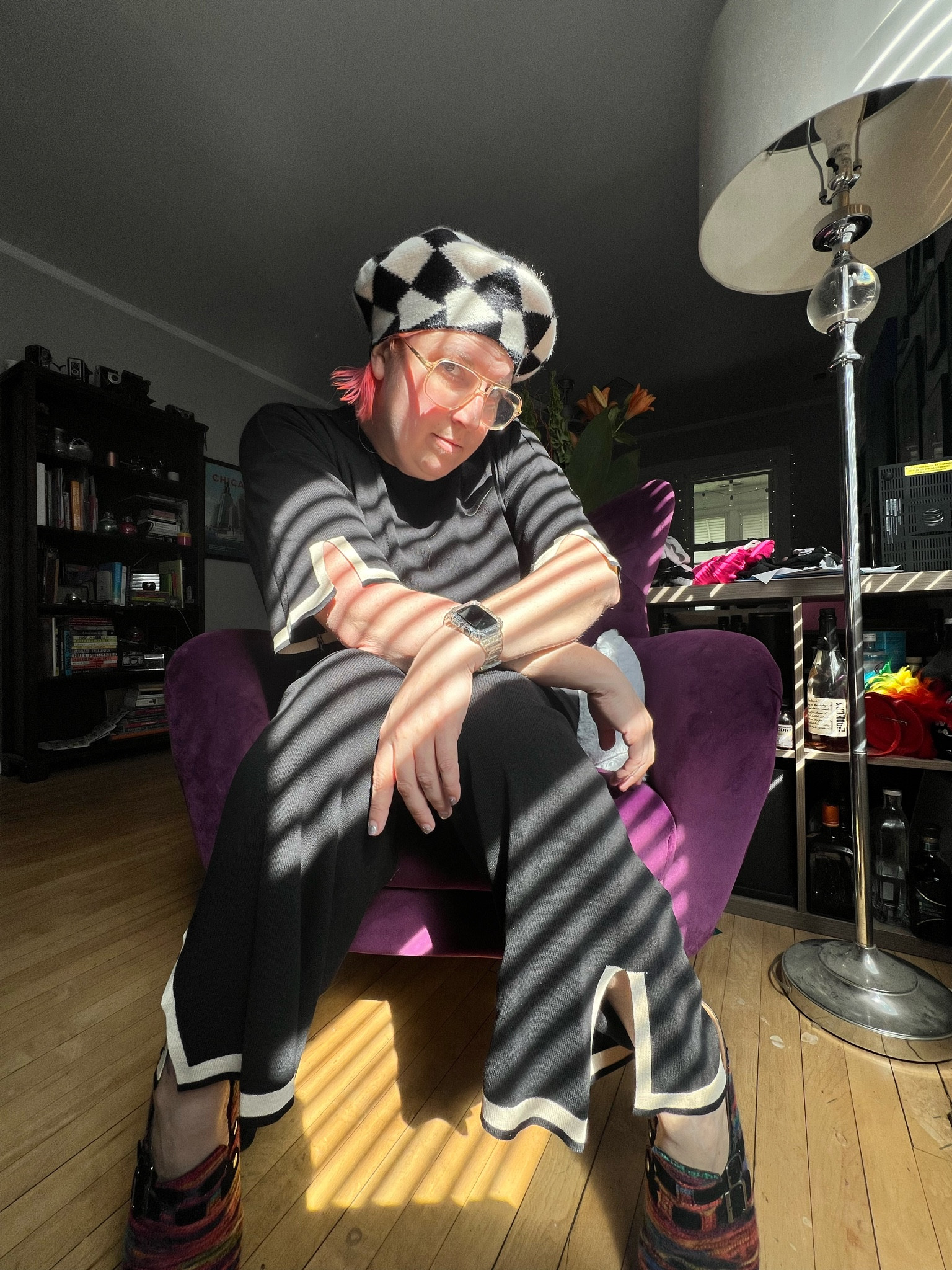 Black and white and comfort all over.  This would be an ideal travel outfit...

#LTKshoecrush #LTKstyletip #LTKsalealert