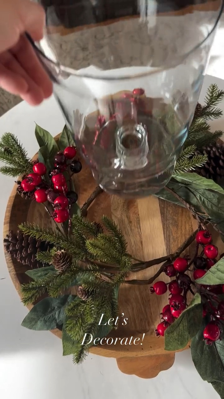 Christmas tray decorations ✨

#LTKHoliday #LTKHome #LTKSeasonal