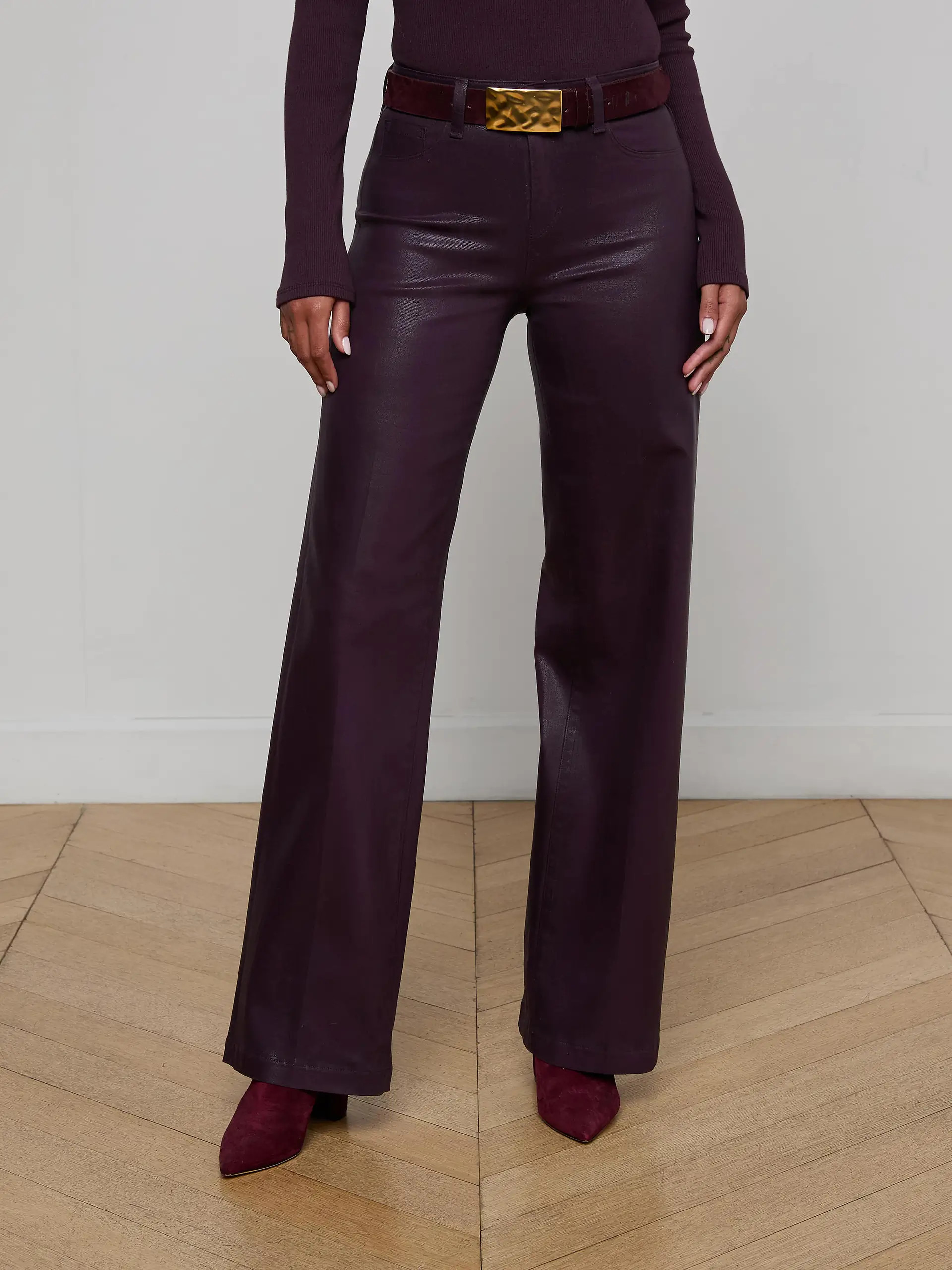 Scottie Coated Wide-Leg Jean in Dark Malbec Coated | L'AGENCE | L'Agence