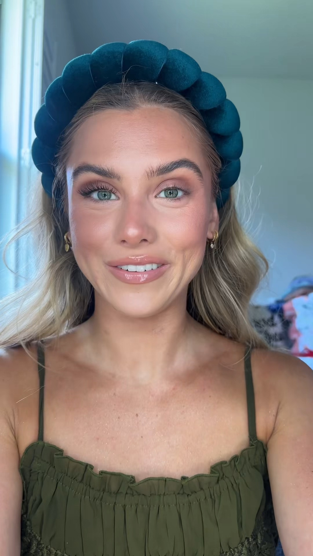 Maybelline Colossal Bubble Washable Mascara delivers buildable inflated volume with sleek separation. Inflator comb brush and lash inflating formula inflate 100% of lashes

#LTKgrwm #LTKFindsUnder50 #LTKBeauty