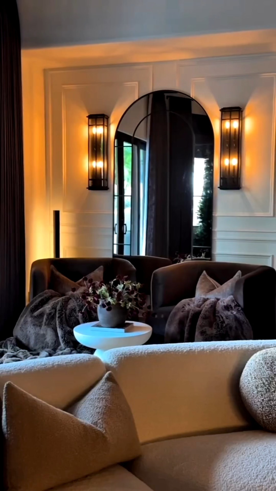 My home in the day vs. at night. ✨ There’s something about the evening glow that feels moodier yet cozier, while the daylight fills it with life. I can’t decide which I love more, what about you?

#dayvsnight #interiordesign #founditonamazon #amazonfindsinmyhome #amazon #moodydecor #moodymoderndecor #homedecor #modernhomedecor #modernmoody #moody 


#LTKHome #LTKStyleTip #LTKU