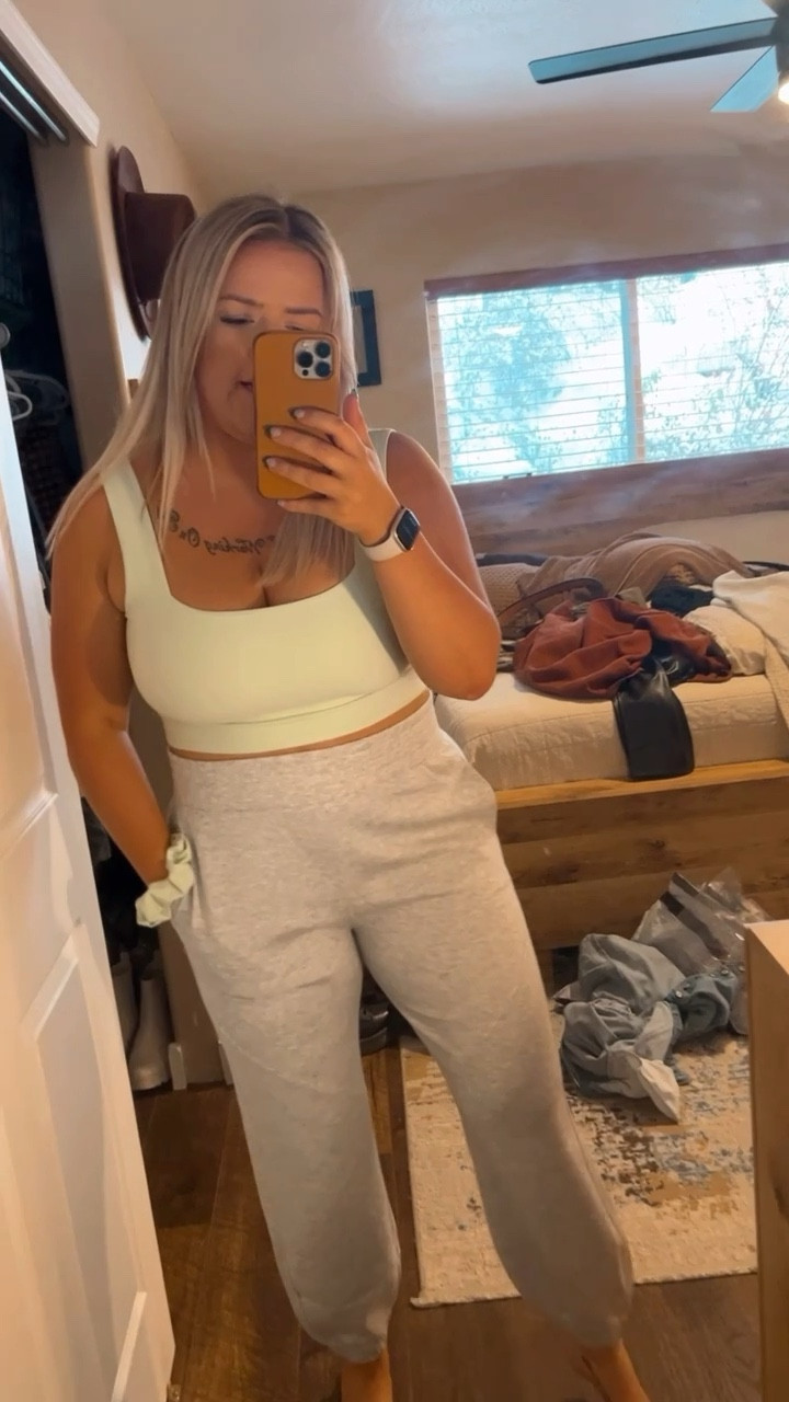 YPB sale! The sculptlux bras are my fave, great support! Paired with the neoknit joggers

#LTKmidsize #LTKSpringSale #LTKfitness