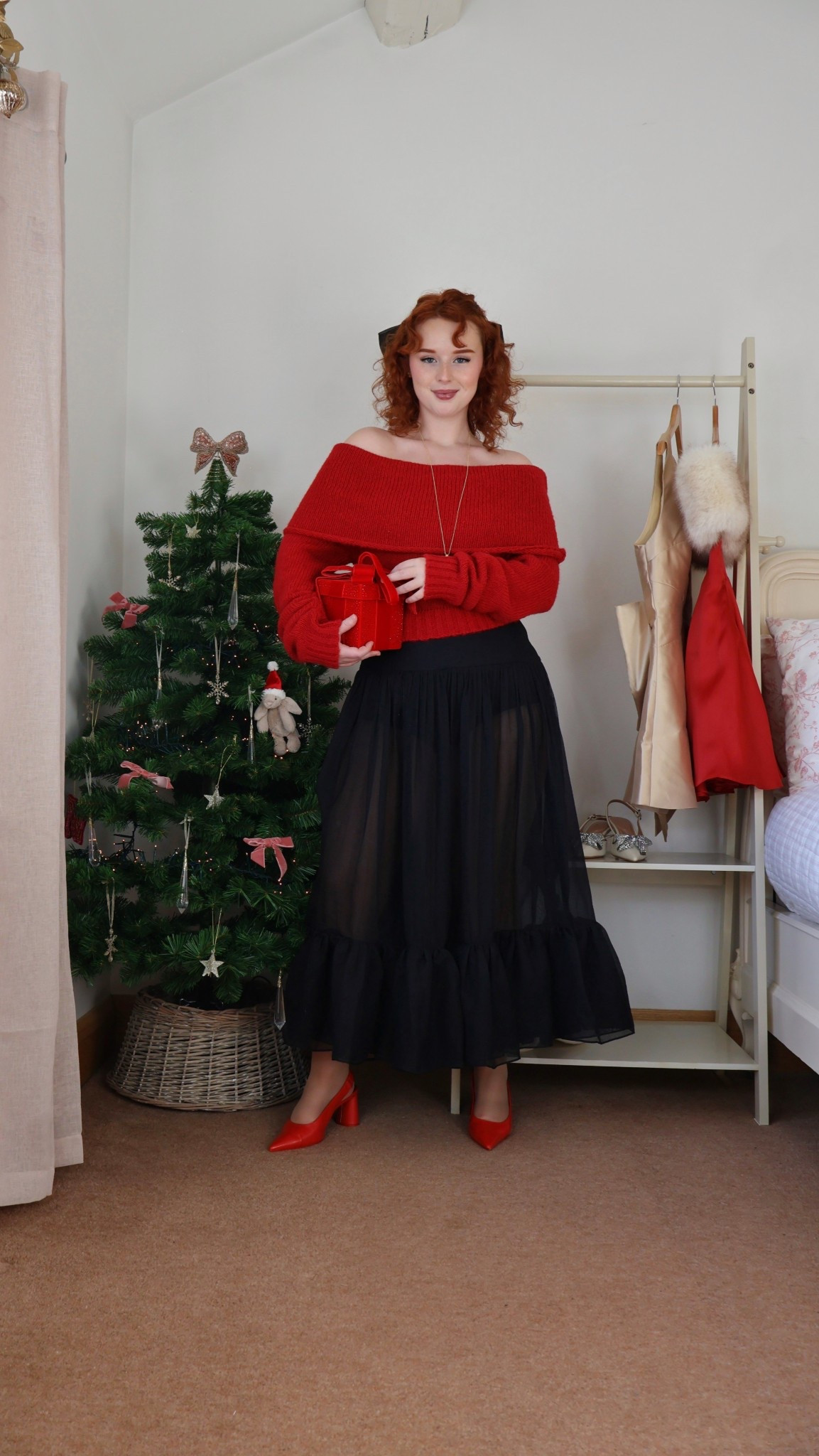 day six of styling festive outfits 

#LTKSeasonal #LTKHoliday #LTKFindsUnder100